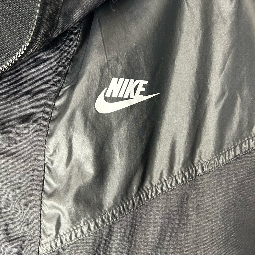 Nike Windrunner Cargo jacket - image 8